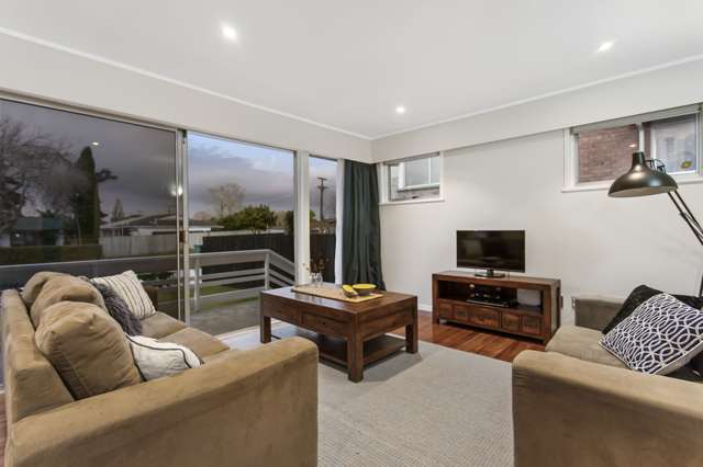 4 Waterlea Avenue Mangere Bridge_2