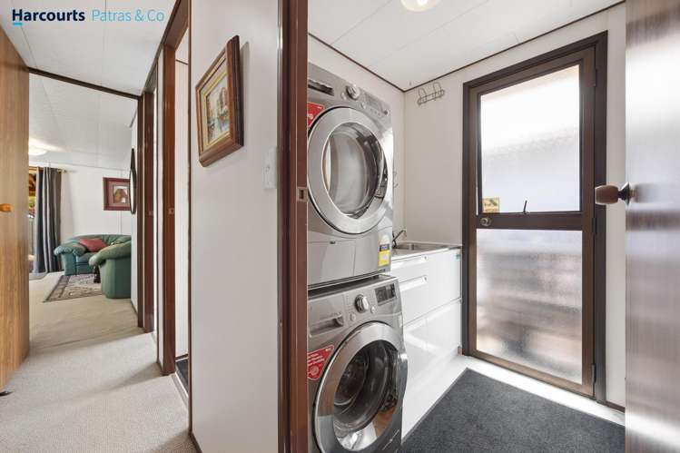 2/9 Portage Road Mt Wellington_15