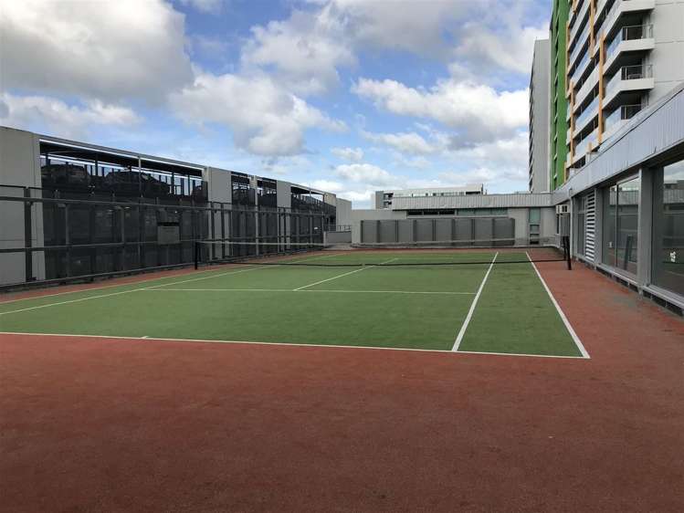 806/18 Beach Road Auckland Central_13