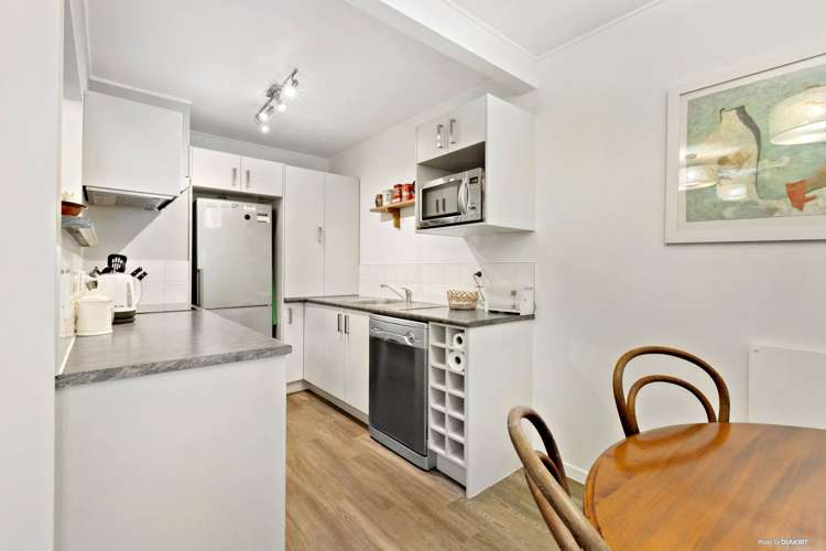 3/2 Cowie Street Parnell_2