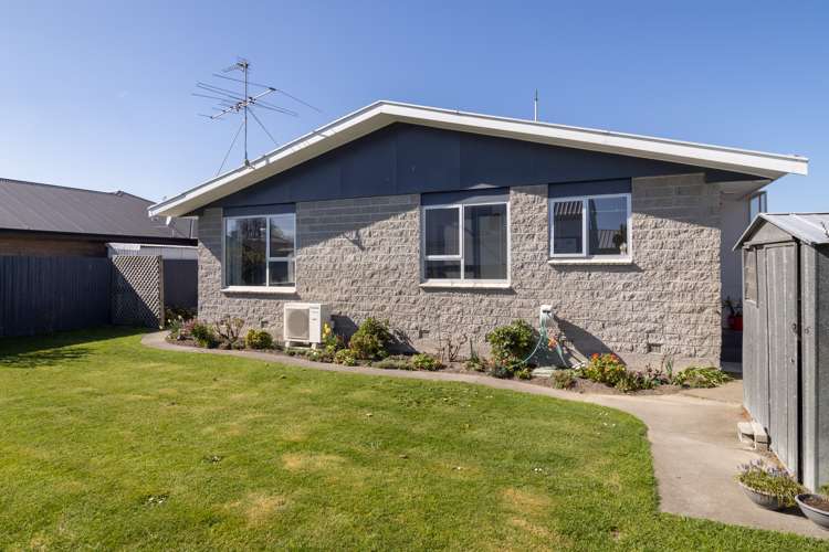 2/65 William Street Ashburton_27