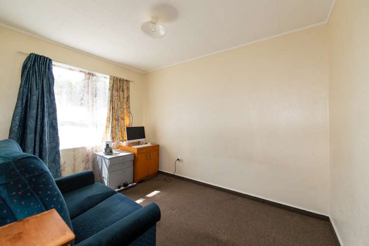 2b Lorne Place Flaxmere_5