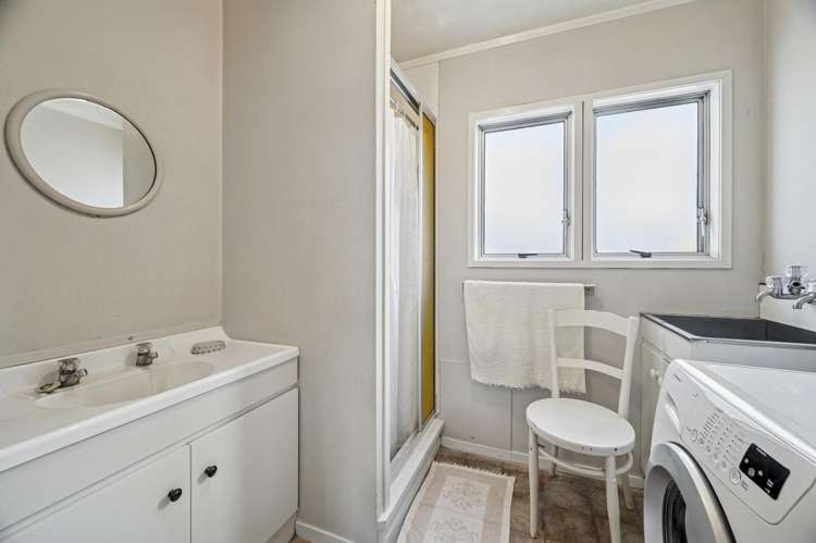 121B Lake Road Koutu_8