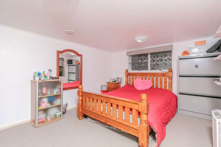 10 Battle Place Glenfield_16