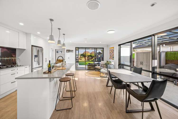 14 Kahika Grove Huapai_3