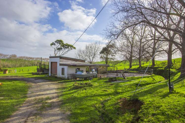 168 Okahukura Road Tapora_16