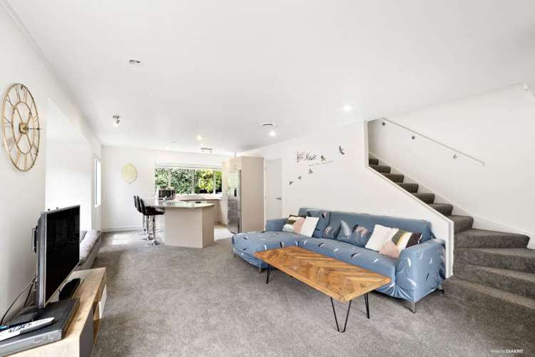 1/126 Brian Crescent Stanmore Bay_5