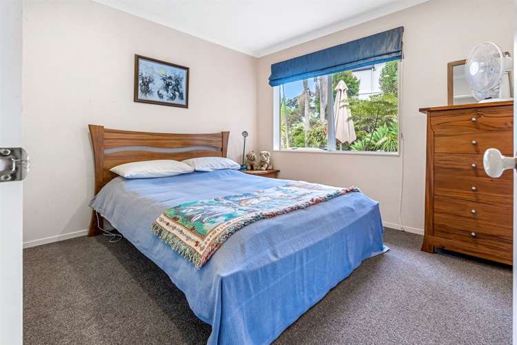 8 Landvale Court Browns Bay_13