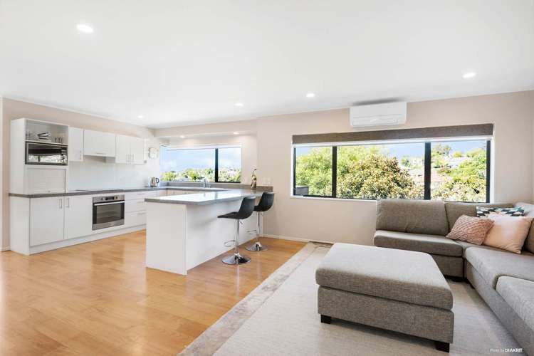 8 Crestview Place Browns Bay_11