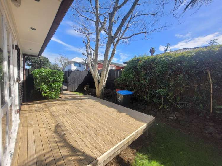 5E Athens Road 10051_18