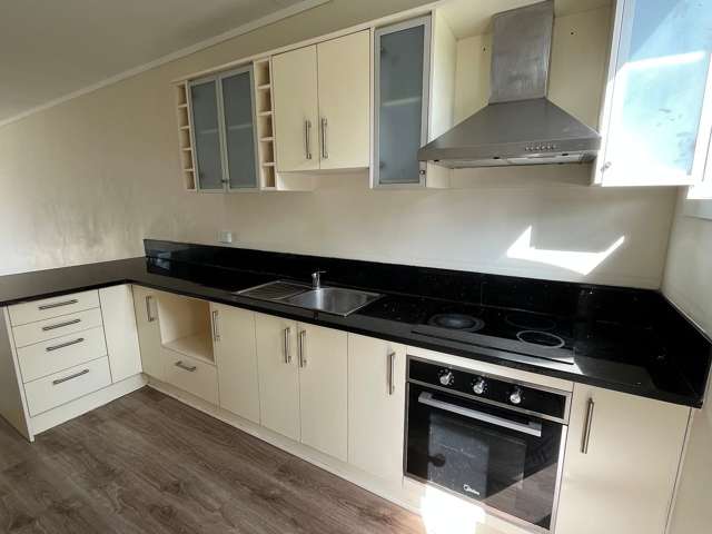 12/21 Aliford Avenue One Tree Hill_4