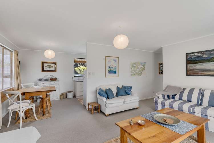 8 Beach Road_2
