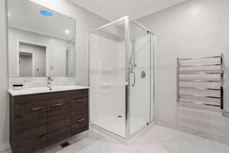 8 Weta Road Hobsonville_9