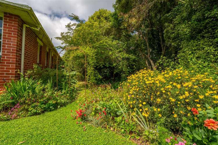 58 Timaru Road Waimate_13