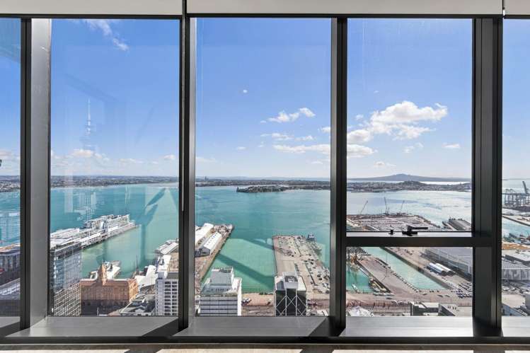 4401/10 Commerce Street_3