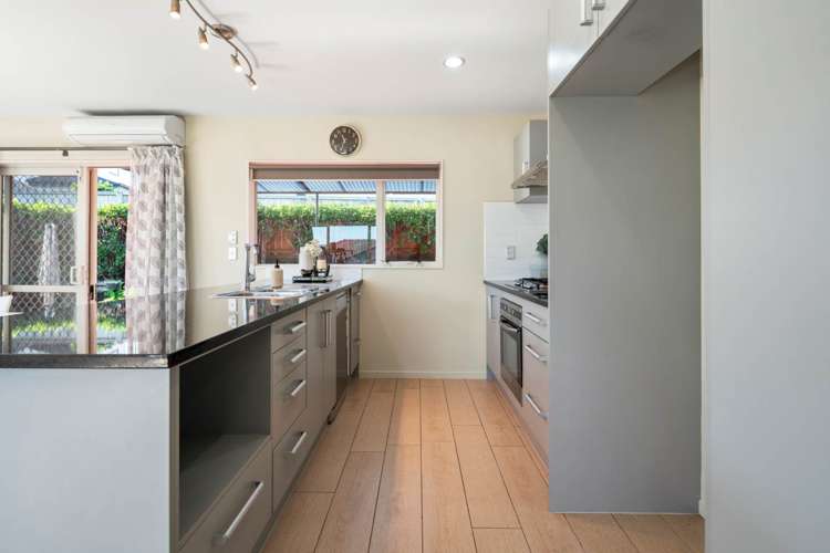 28 Vino Cina Heights Ranui_6