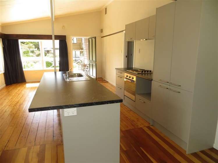 11 Firth Road Torbay_5