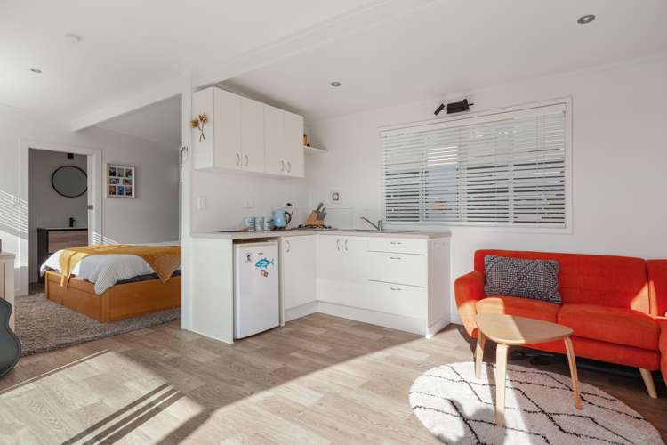 21 Adamson Road Taipa_22