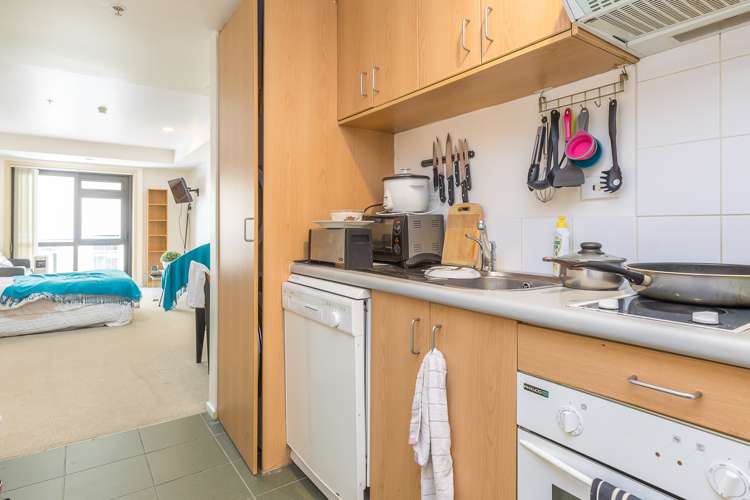 1d/2 Eden Crescent Auckland Central_3