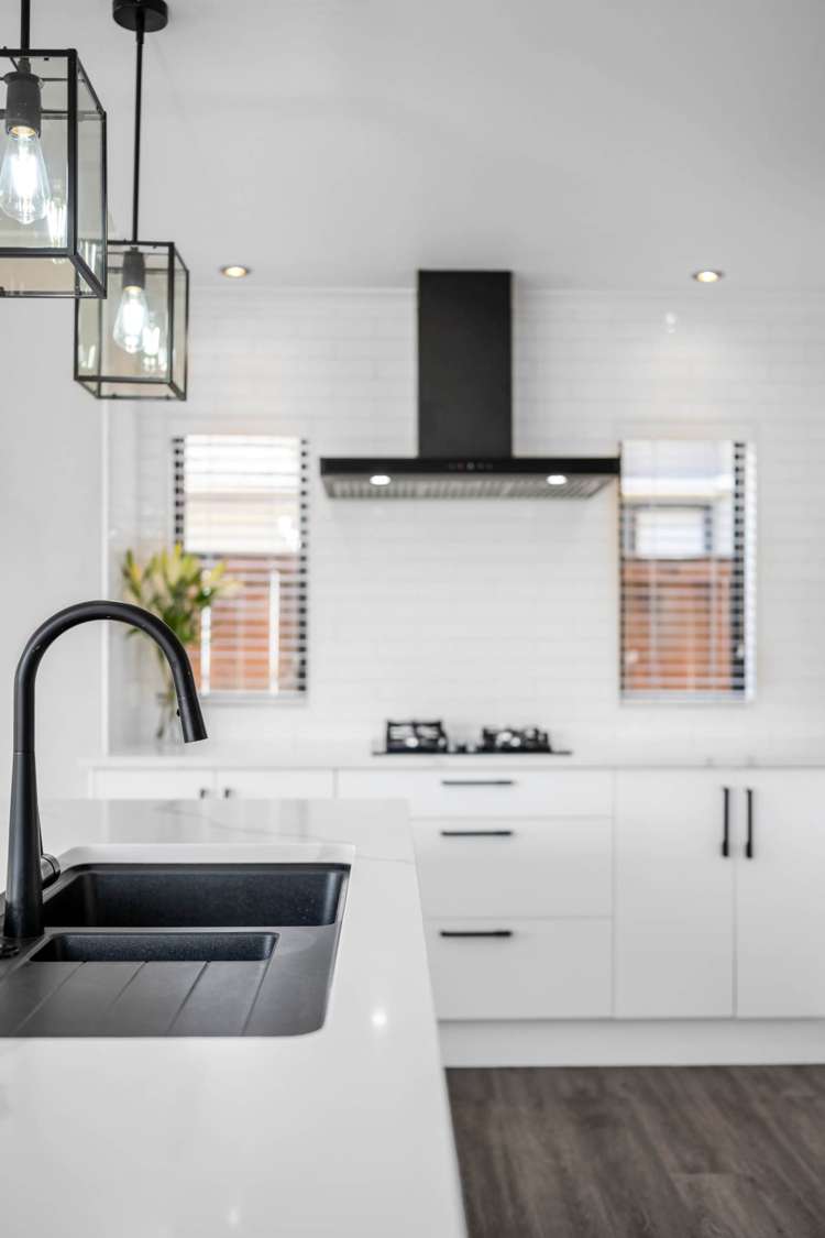 14 Heidi Crescent Flat Bush_6