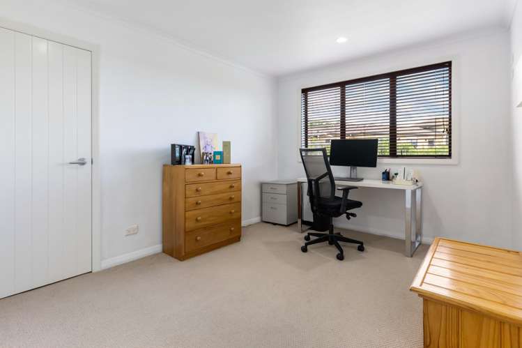 556 Redoubt Road Flat Bush_13