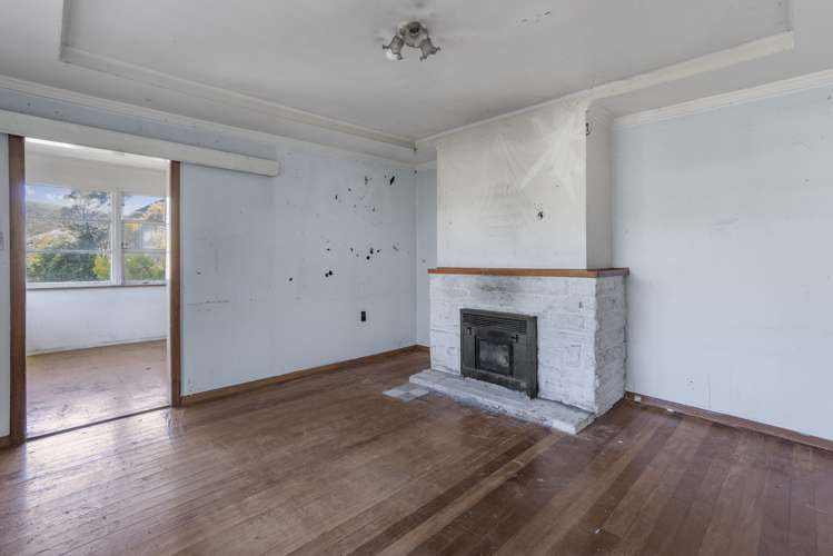 8 Stokes Valley Road Stokes Valley_5