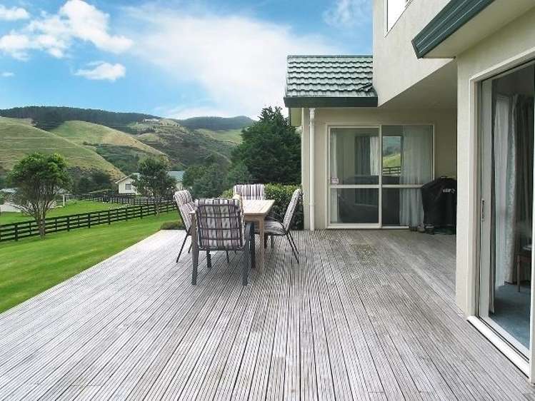 246 Takapu Road Takapu Valley_12