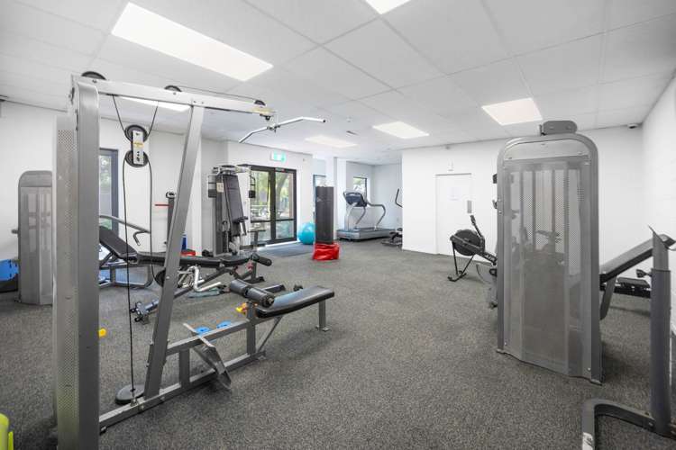 5K/10 Crown Lynn Place_4