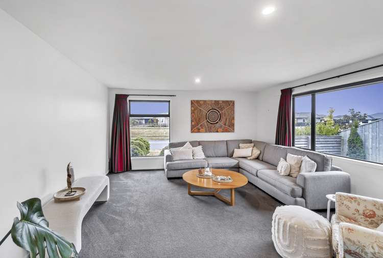 24 Bonecrusher Street Lincoln_6