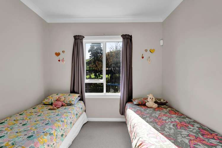 14 Hu Road Rawhitiroa_11