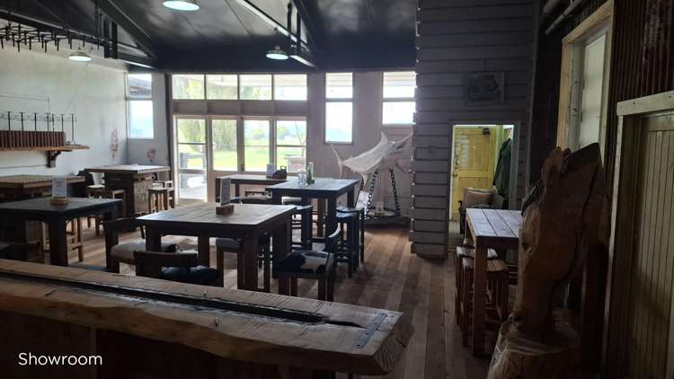 483 Peake Road Cambridge_12