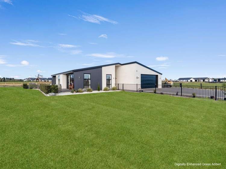 12 Meadowlands Green Allenton_34