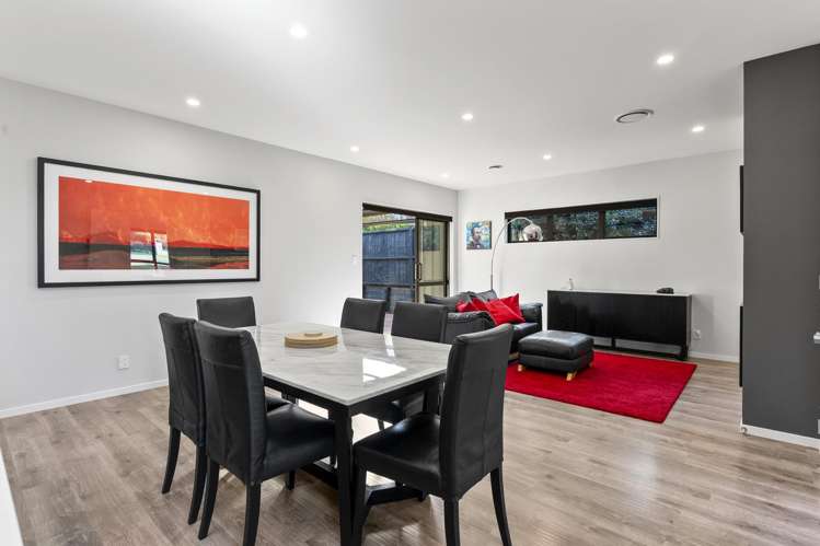 7 Hapukupuku Avenue Beachlands_11