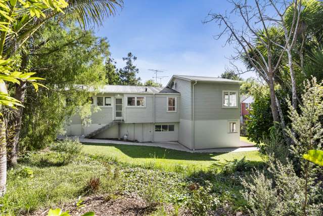 184 Golf Road Titirangi_3