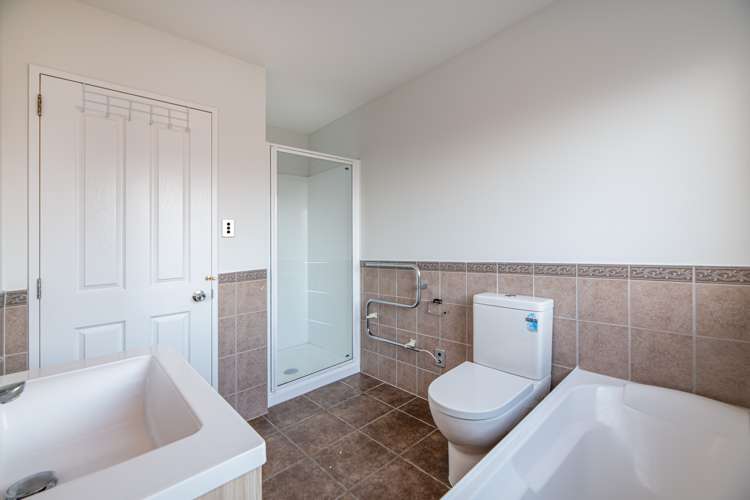 3 Magnolia Place Flat Bush_17