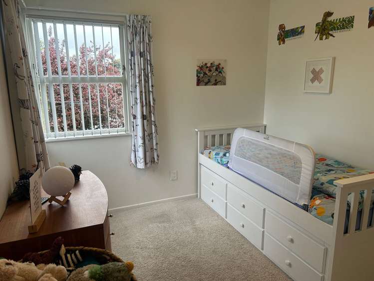 7 Hobart Crescent Wattle Downs_5