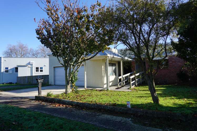 24 Savage Crescent West End_8