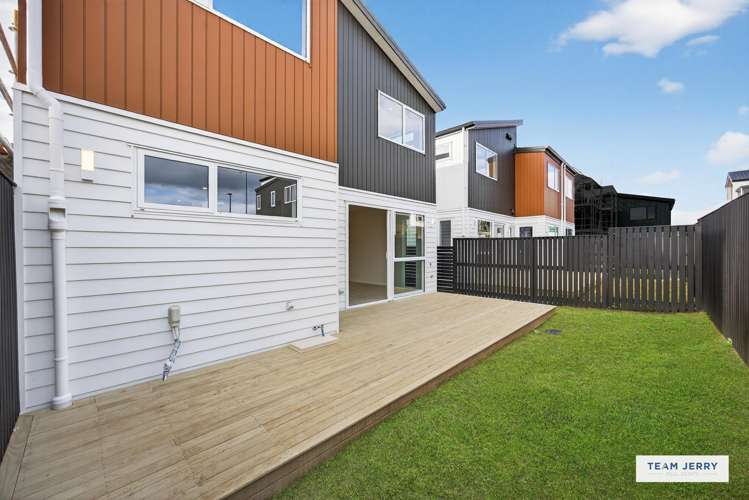 8 Longview Oak Lane Rosehill_17