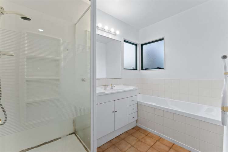 540 Don Buck Road Westgate_16