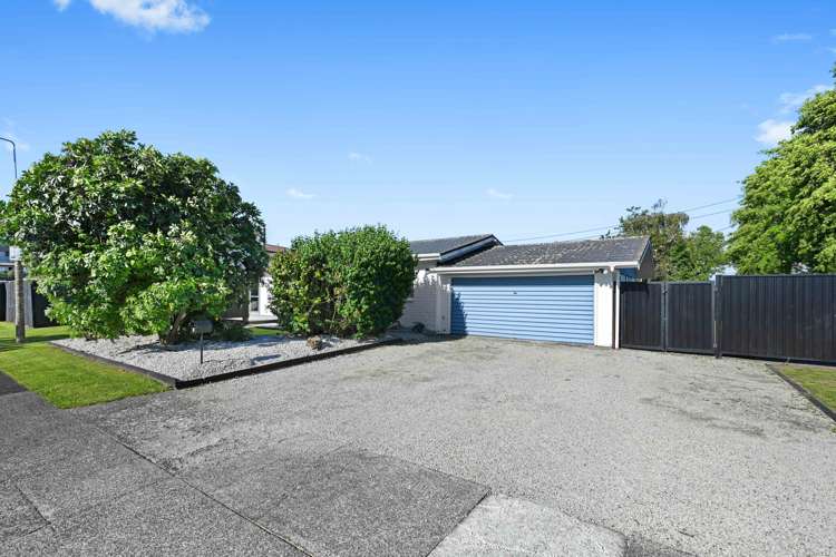 2 Montana Place Dinsdale_18