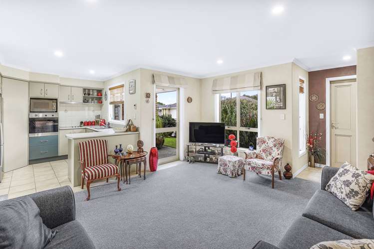 24 Sovereign Isle Lane Rototuna_0