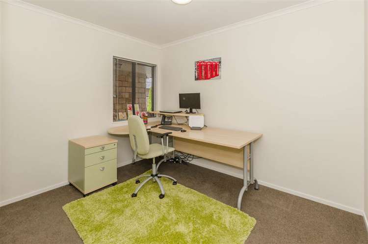 8 Gandalf Crescent Paraparaumu_16