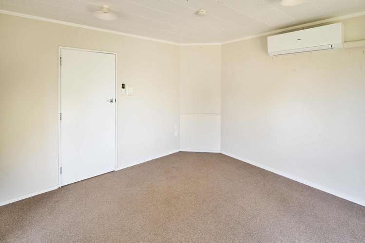 7/3 Bouverie Street Petone_9