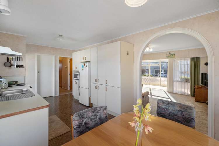 19 Rossiter Place Chartwell_17