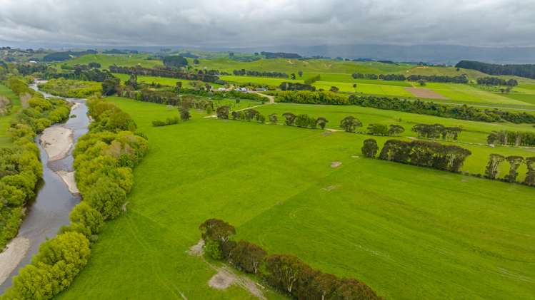 81127 State Highway 2 Pahiatua_24