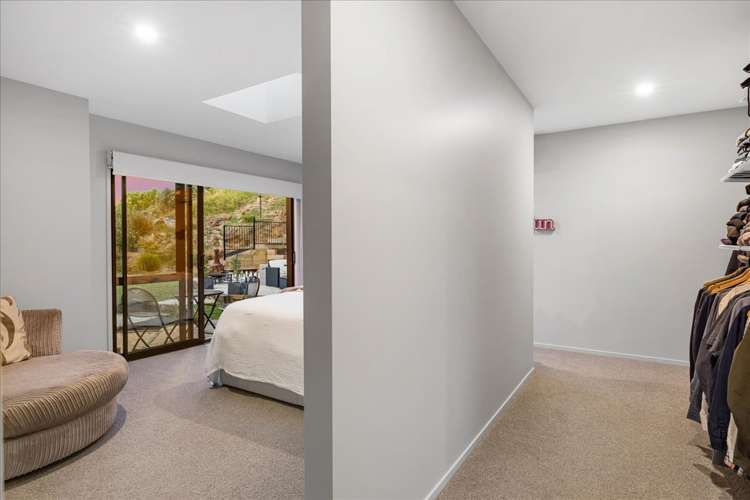 11 and 7 Kissling Terrace Pyes Pa_32