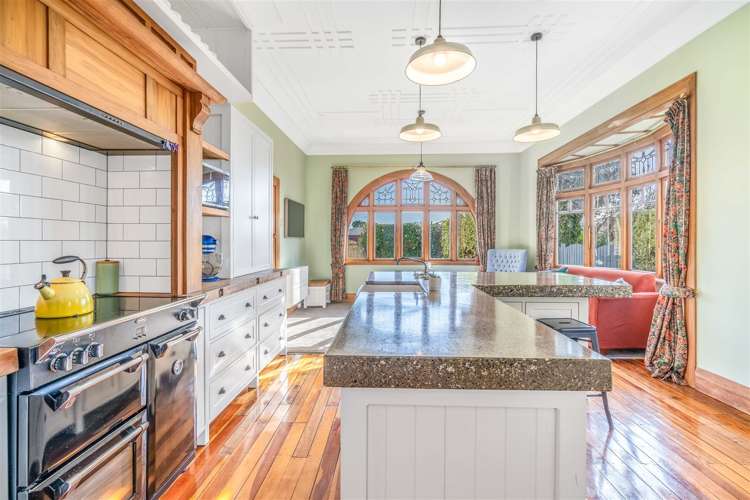 239 Herbert Street Windsor_12