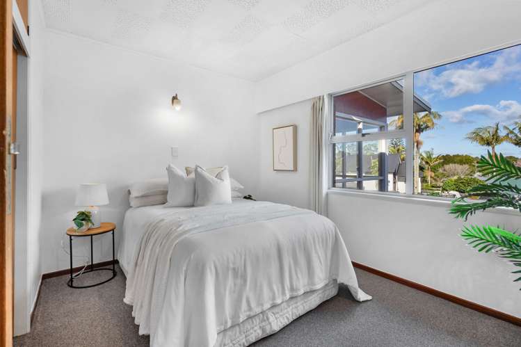 14 Parkland Crescent Te Kamo_9