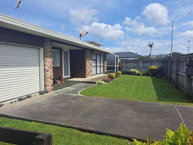 10A West Hoe Road Orewa_1