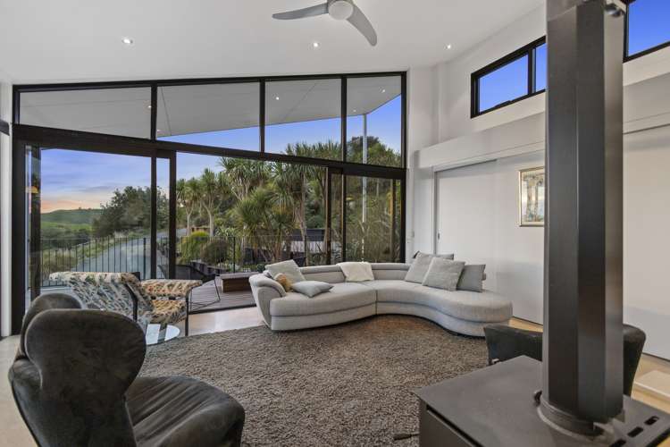 88 Tirohanga Road Rotoorangi_13